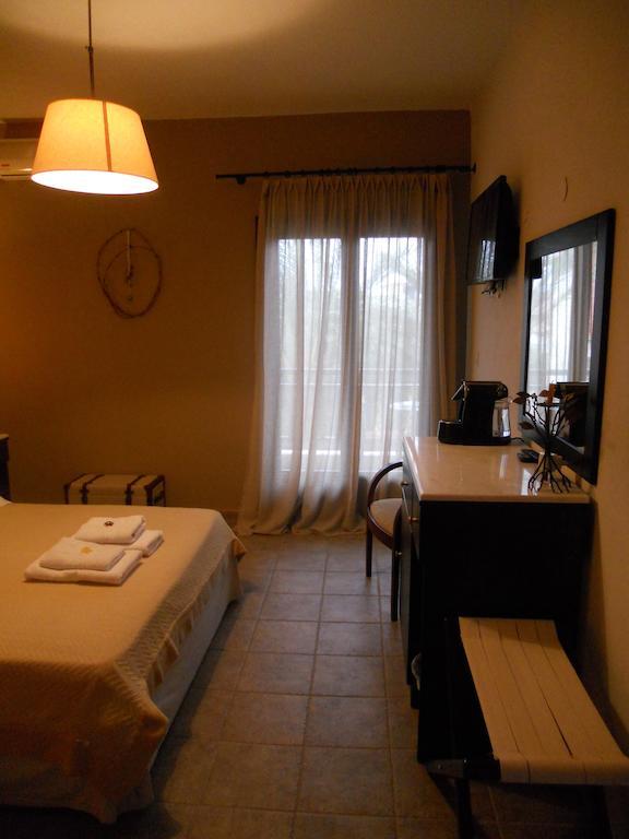 Dominici Hotel Амоляни Екстериор снимка