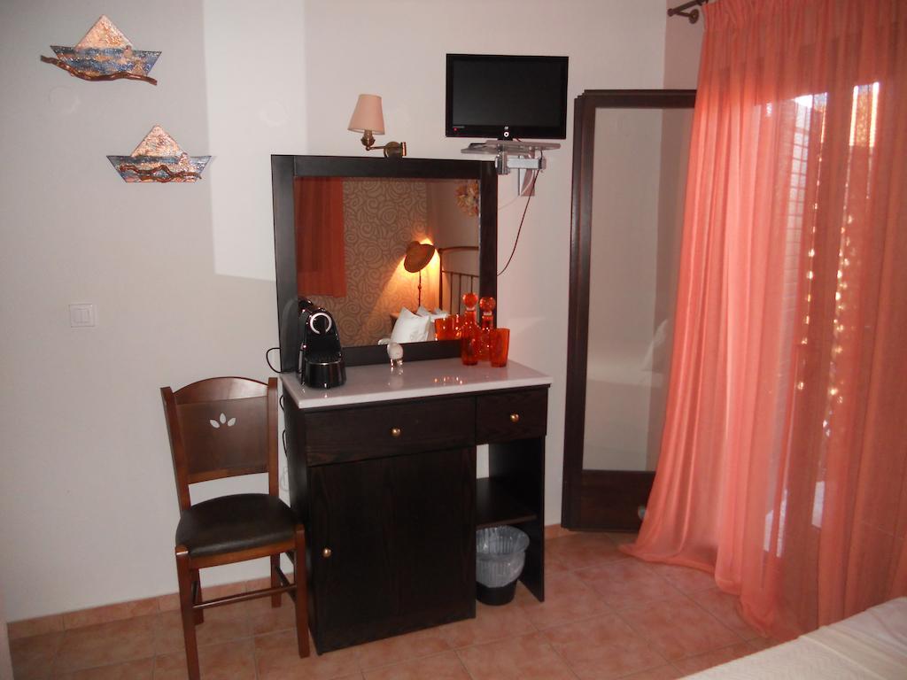 Dominici Hotel Амоляни Екстериор снимка